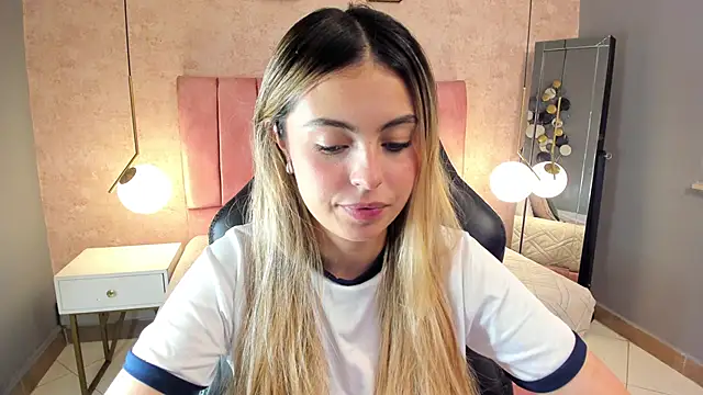 magic fernanda online show from 10.23.25