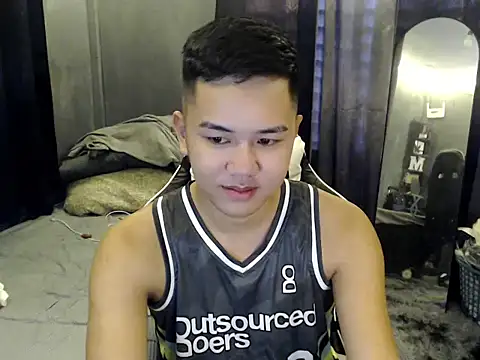 xgregor07 online show from 12.13.25