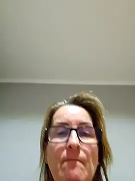 Steffi45 online show from 04.28.26