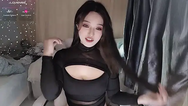 Ti amo UU online show from 01.31.25