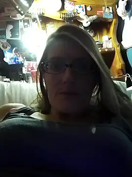 beelzebubblesxo online show from 10.25.25