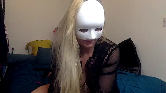 Snapshot of misscharlottezz chatting on 03.12.25 misscharlottezz online show from 03.12.25