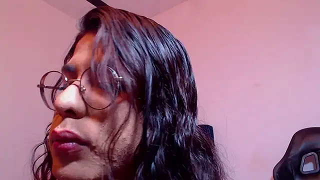 Snapshot of Aliice_Doll chatting on 01.21.25 Aliice Doll online show from 01.21.25