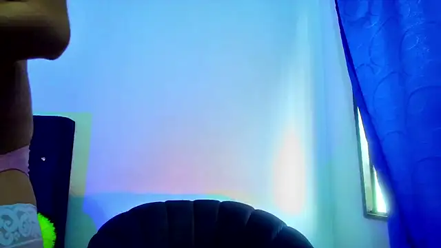 Snapshot of Aliice_Doll chatting on 09.22.25 Aliice Doll online show from 09.22.25