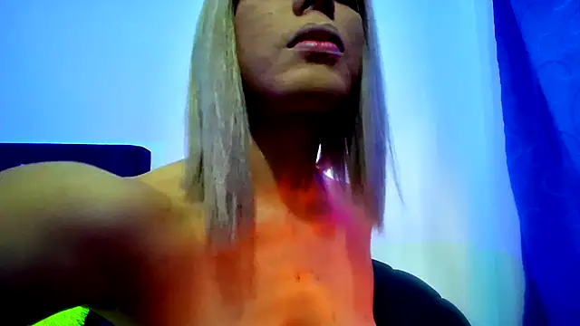 Snapshot of Aliice_Doll chatting on 09.27.25 Aliice Doll online show from 09.27.25