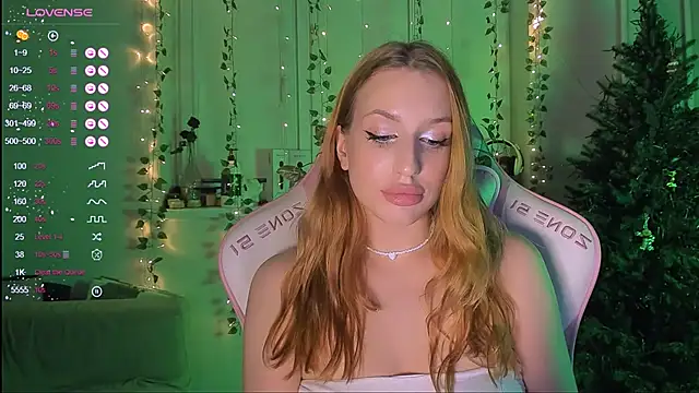 Snapshot of Anice_ chatting on 01.07.25 Anice online show from 01.07.25