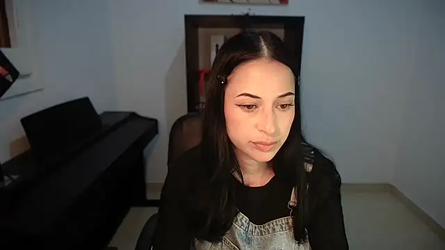 Windy butterfly online show from 10.13.25