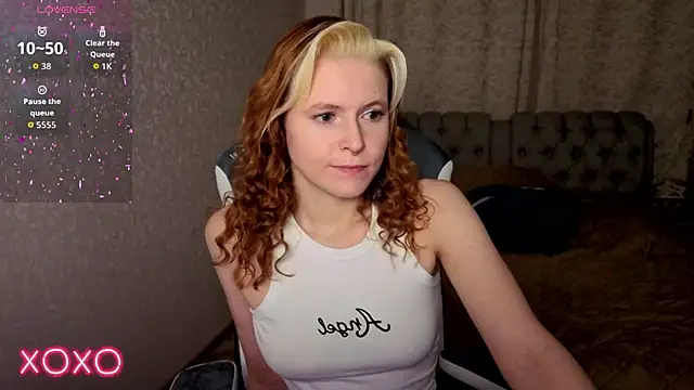 rocky foxy online show from 10.23.25