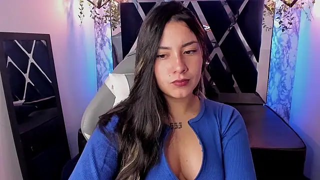 Snapshot of Lia_14_ chatting on 01.24.25 Lia 14 online show from 01.24.25