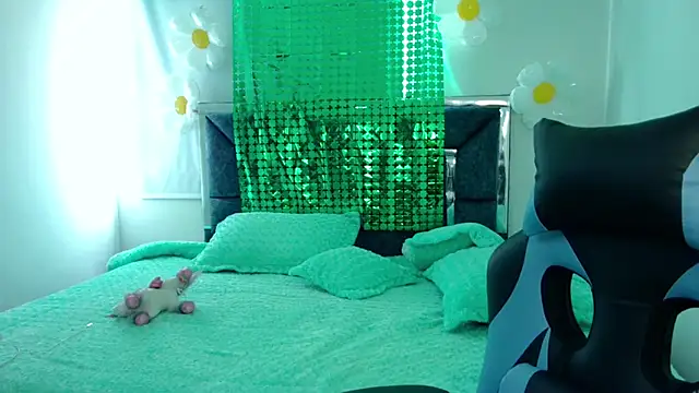 Snapshot of Lia_14_ chatting on 03.13.25 Lia 14 online show from 03.13.25