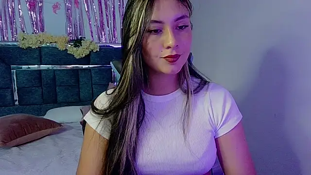 Snapshot of Lia_14_ chatting on 09.25.25 Lia 14 online show from 09.25.25