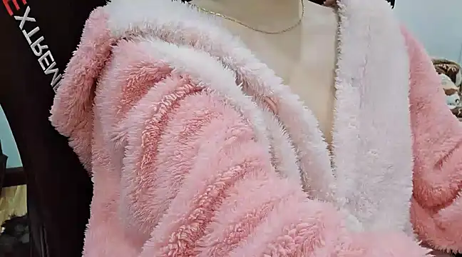 Snapshot of Kemmy_babe20 chatting on 02.17.25 Kemmy babe20 online show from 02.17.25