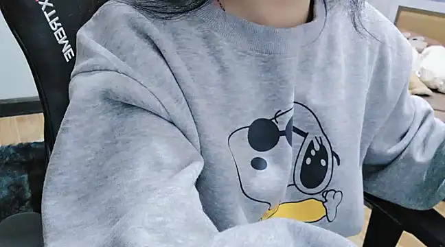 Snapshot of Kemmy_babe20 chatting on 02.24.25 Kemmy babe20 online show from 02.24.25