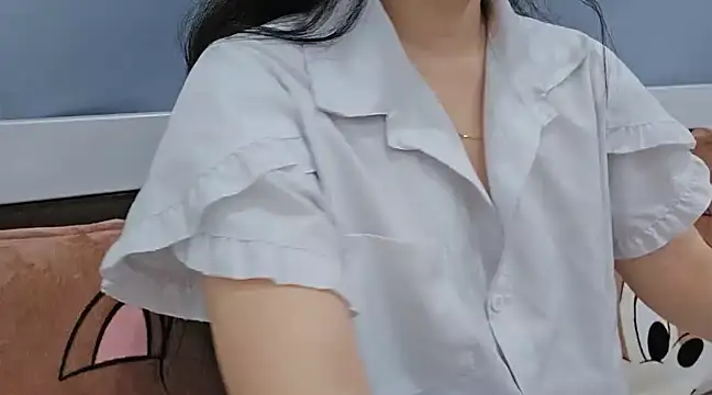 Snapshot of Kemmy_babe20 chatting on 03.19.25 Kemmy babe20 online show from 03.19.25