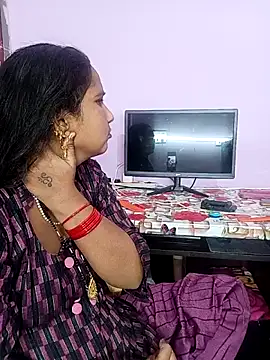 Snapshot of reemacouple007 chatting on 02.03.26 reemacouple007 online show from 02.03.26