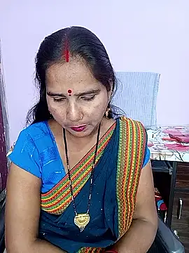 Snapshot of reemacouple007 chatting on 02.09.26 reemacouple007 online show from 02.09.26