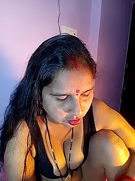 Snapshot of reemacouple007 chatting on 02.10.26 reemacouple007 online show from 02.10.26