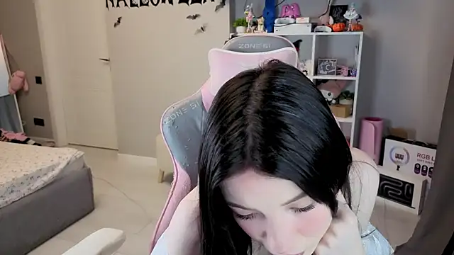 Aliceblush online show from 11.20.25