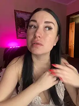 Snapshot of Roxana_Bell chatting on 03.01.25 Roxana Bell online show from 03.01.25
