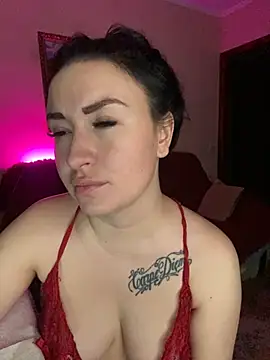 Snapshot of Roxana_Bell chatting on 03.11.25 Roxana Bell online show from 03.11.25
