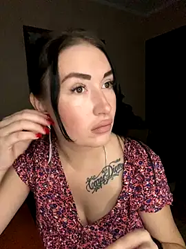 Snapshot of Roxana_Bell chatting on 10.03.25 Roxana Bell online show from 10.03.25