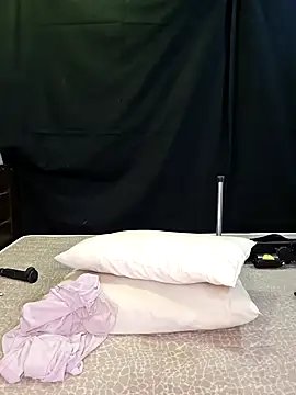 Snapshot of Blossam_07 chatting on 12.13.24 Blossam 07 online show from 12.13.24