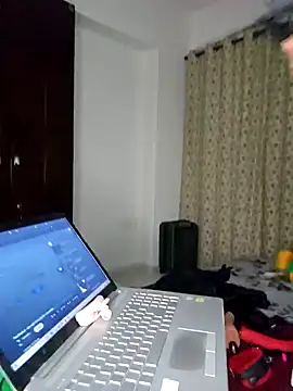 Snapshot of Blossam_07 chatting on 11.07.25 Blossam 07 online show from 11.07.25