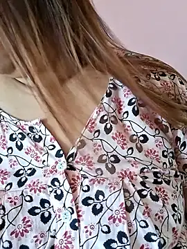 Ravina patil1 online show from 04.18.26