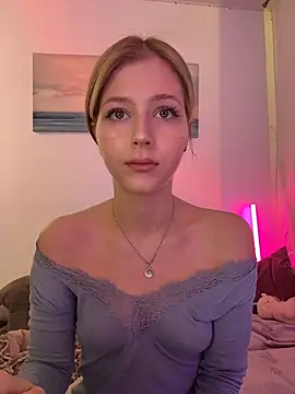 LunaRase online show from 11.21.25