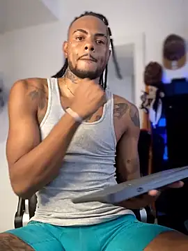 Snapshot of TysonWalkers chatting on 02.28.26 TysonWalkers online show from 02.28.26