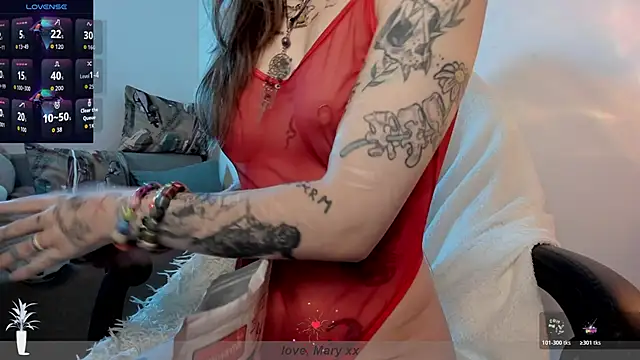 Mary Xextra online show from 12.04.25