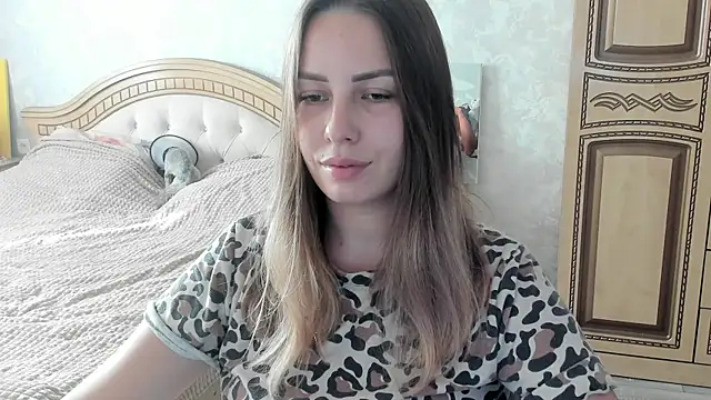 Snapshot of Mia_shy1 chatting on 11.10.25 Mia shy1 online show from 11.10.25