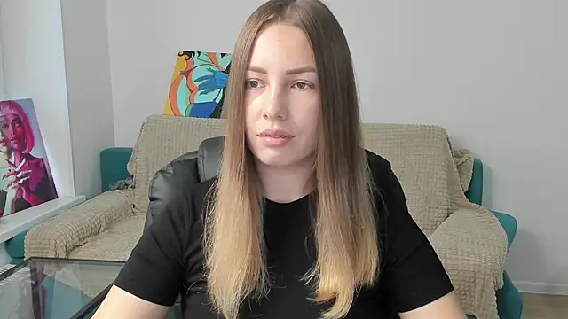 Snapshot of Mia_shy1 chatting on 11.27.25 Mia shy1 online show from 11.27.25