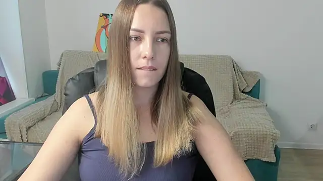 Snapshot of Mia_shy1 chatting on 11.30.25 Mia shy1 online show from 11.30.25