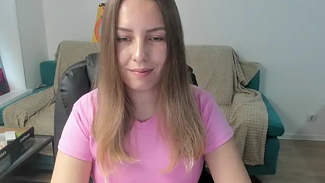 Snapshot of Mia_shy1 chatting on 12.03.25 Mia shy1 online show from 12.03.25