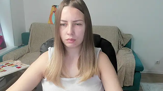 Snapshot of Mia_shy1 chatting on 12.04.25 Mia shy1 online show from 12.04.25