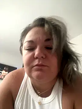 MikyVesela online show from 10.15.25