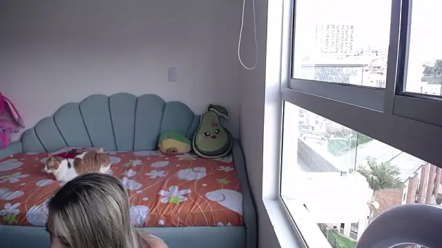 Snapshot of _arianalzate_ chatting on 01.17.25 arianalzate online show from 01.17.25