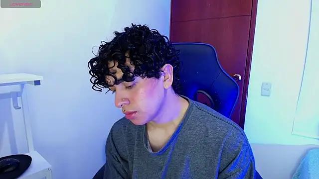  nickconnor01 online show from 03.22.25