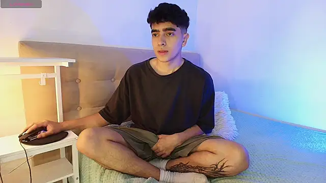  nickconnor01 online show from 10.26.25