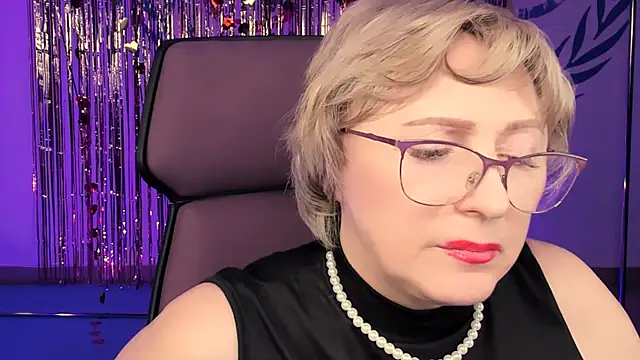 sugar vivien online show from 02.22.25