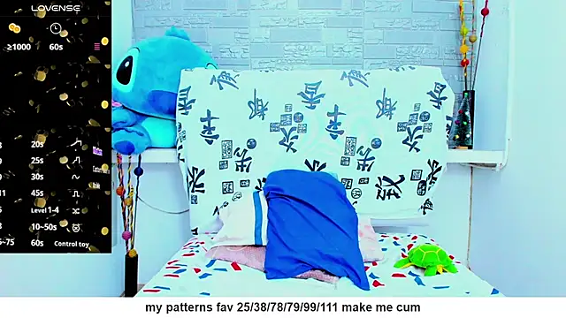 Snapshot of HorniestMilf chatting on 03.16.25 HorniestMilf online show from 03.16.25