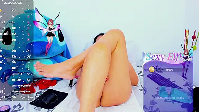 HorniestMilf online show from 04.18.26