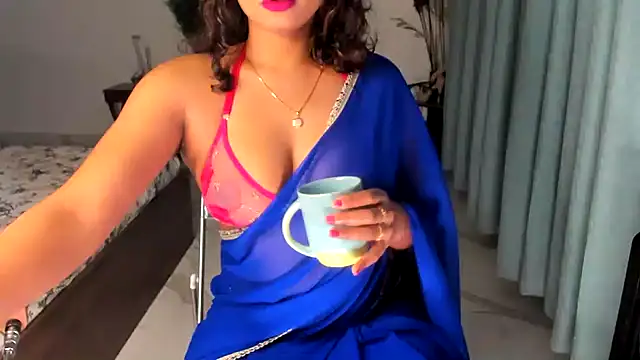 Bad Girl Kayra69 online show from 02.04.25