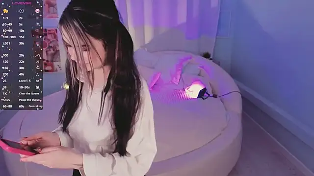 Lil Amelie online show from 11.27.25