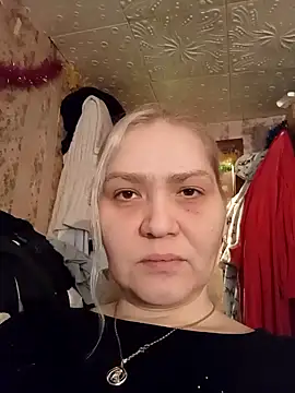 Snapshot of Minna_Jeannie chatting on 12.26.24 Minna Jeannie online show from 12.26.24