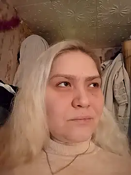 Snapshot of Minna_Jeannie chatting on 01.13.25 Minna Jeannie online show from 01.13.25