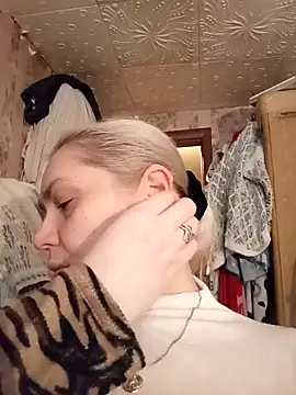 Snapshot of Minna_Jeannie chatting on 01.31.25 Minna Jeannie online show from 01.31.25