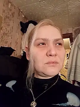 Snapshot of Minna_Jeannie chatting on 02.11.25 Minna Jeannie online show from 02.11.25