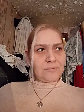 Snapshot of Minna_Jeannie chatting on 03.04.25 Minna Jeannie online show from 03.04.25